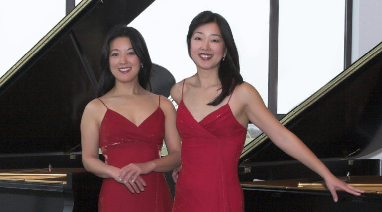 Mack Sisters concert pianists